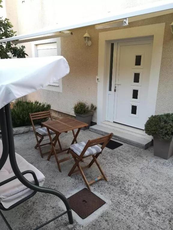 Apartment Maria Zadar Exterior photo